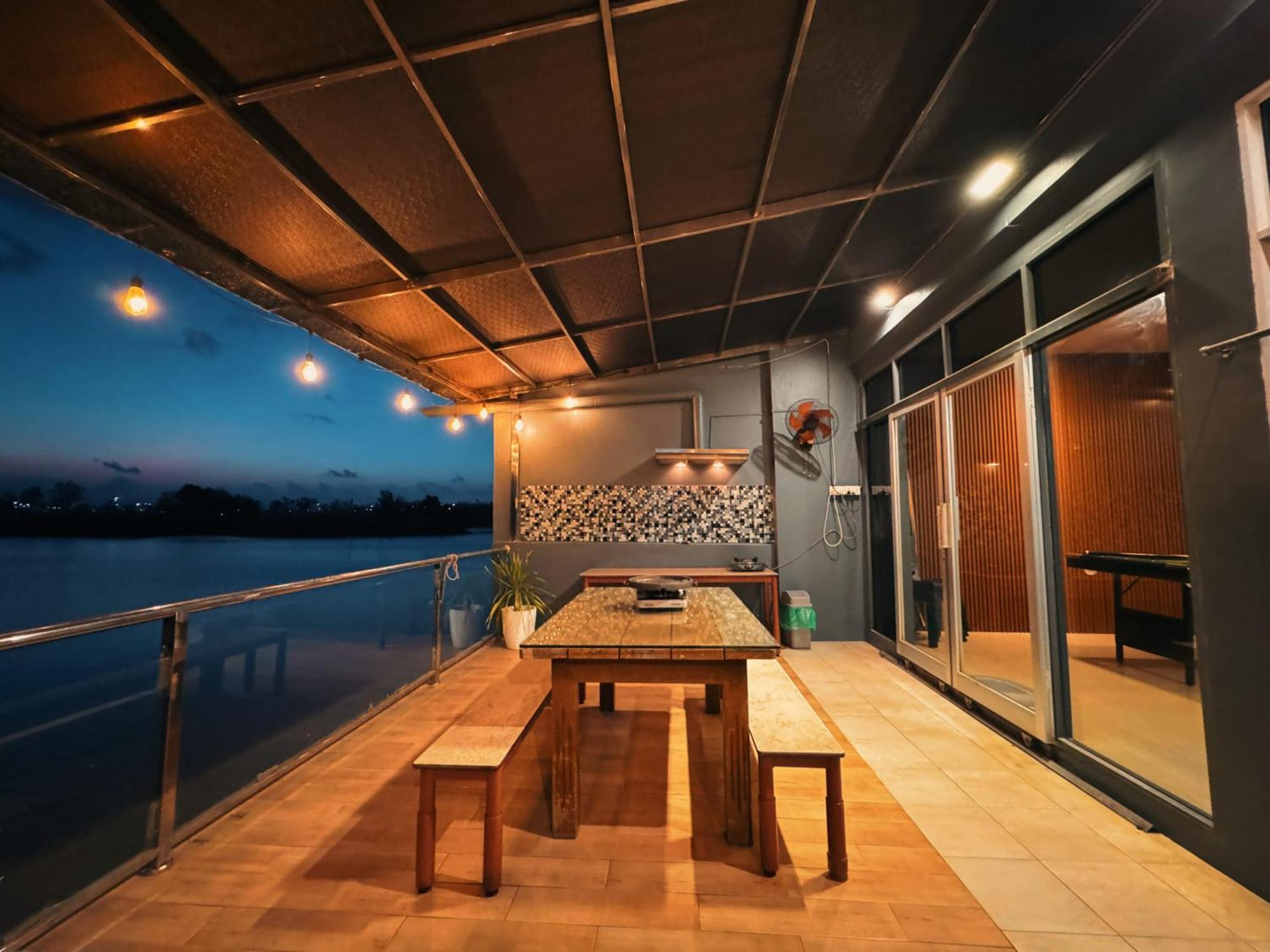 Villa Canoe And Fishing , Free Pickup à Batam Extérieur photo